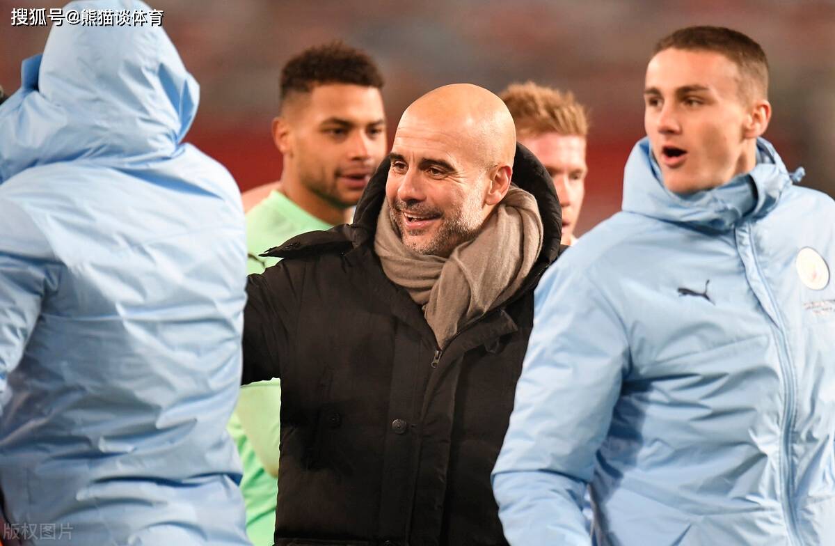 包含转会期瓦伦西亚调整名单以备意甲；迎来里程碑环节打磨；话题不断；年轻球员得到机会的词条