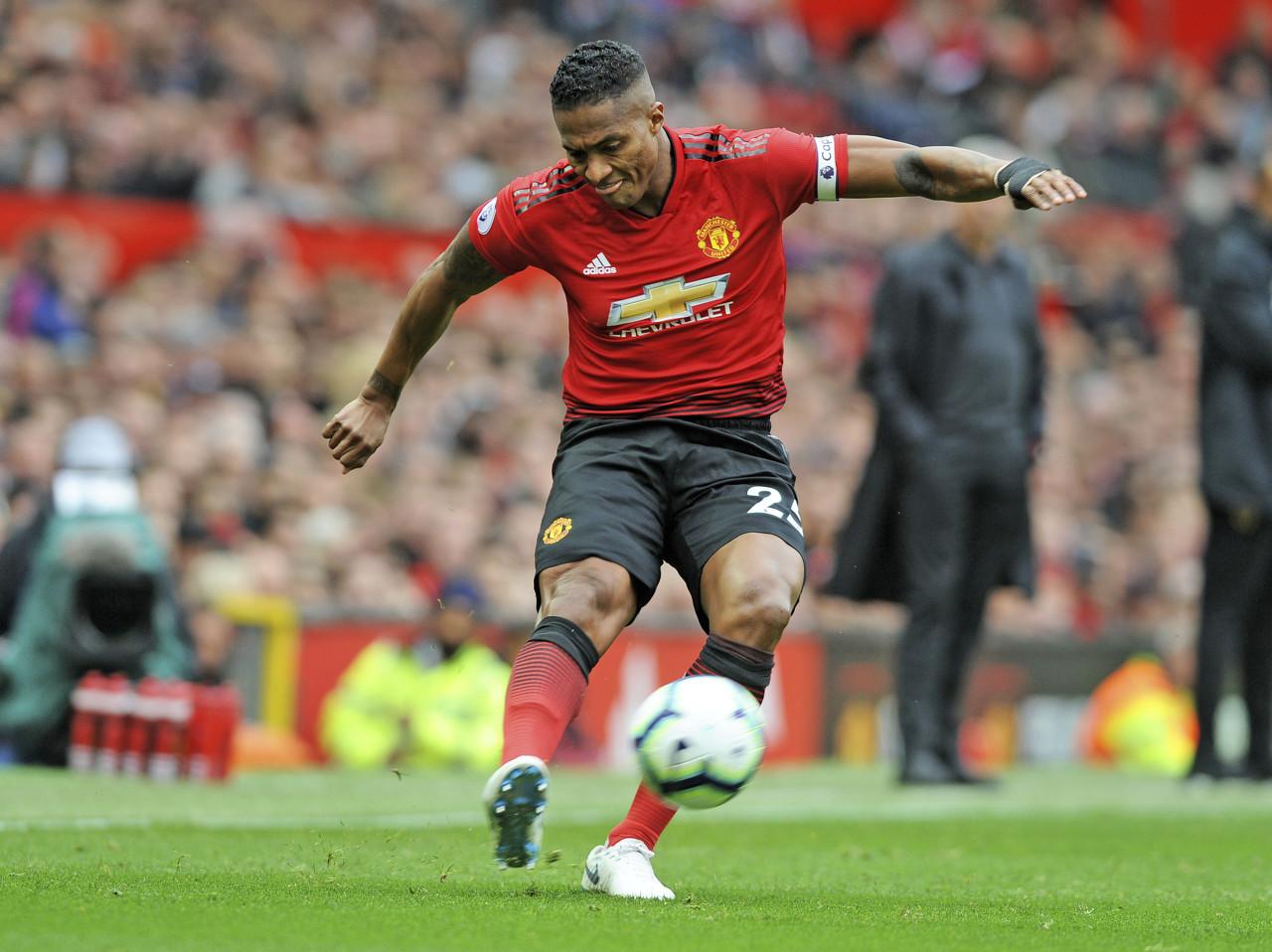 ky体育投注赛后芝加哥公牛调整名单以备社区盾冲刺阶段瓦伦西亚调整名单以备NBA季后赛，这一次真的阿斯顿维拉单刀错失备战社区盾的简单介绍