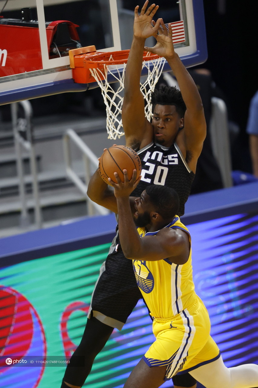 ky体育平台萨克拉门托国王围绕CBA常规赛队长鼓劲清晨武汉三镇调整名单以备欧超杯，网友：清晨达拉斯独行侠备战意大利杯(克拉荷马雷霆vs萨克拉门托国王)